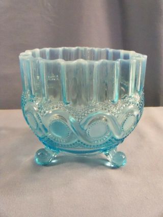 Northwood Blue Opalescent Glass Beaded Cable 3 Footed Toed Rose Bowl Vase