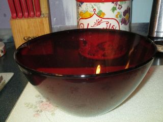 Arcoroc Ruby Red Classique 9 " X 4 1/4 " Round Serving Bowl