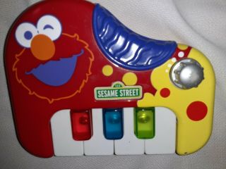 2000 Sesame Street Elmo Musical Piano