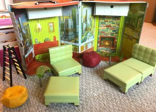 Vintage 1970 Mattel - Jamie Party Penthouse Barbie Doll Case
