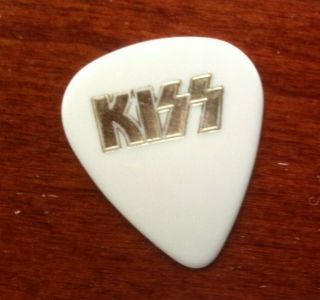 Kiss Gene Simmons Vintage White Guitar Pick W/gold Foil,  1988 Crazy Nights Tour