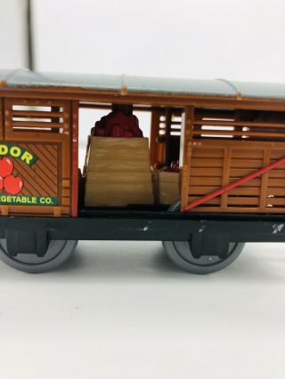 2pc.  See - inside Cargo Boxcars Sliding Doors Orchard Thomas & Friends Trackmaster 2