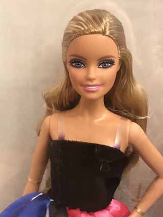 2016 Moschino Barbie And Ken Dolls Gift Set DRW81 2