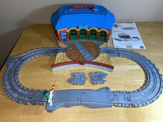 Thomas Train & Friends Take Along Roundhouse Play Set & Storage Case 100 2002