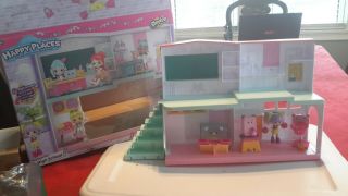 Shopkins Happy Places Happyville High School Doll Accessories