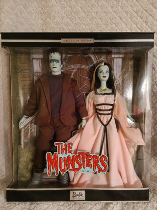 The Munsters Gift Set Barbie Collector Edition 2001 Mattel 50544 Nrfb
