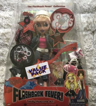 Bratz Flashback Fever Cloe Plus Bonus Bag