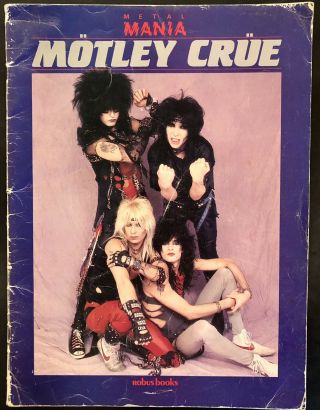 Motley Crue: Metal Mania Photo Book 1984 (robus Books)