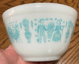 Vintage Pyrex Amish Butterprint Turquoise 1.  5 Pint Small Mixing Bowl 401