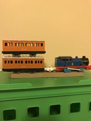 THOMAS Train Tomy Trackmaster Motorized Thomas With Annie And Clarabel 3