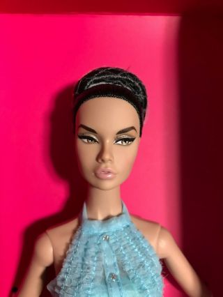 Fashion Royalty Fashion Week Convention " Love Is Blue " Poppy Parker Doll