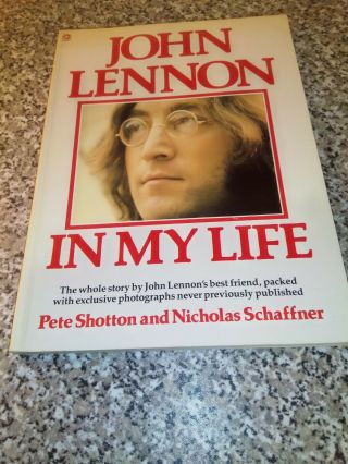 The Beatles Vintage Book John Lennon In My Life (1984) Collectable 208pages