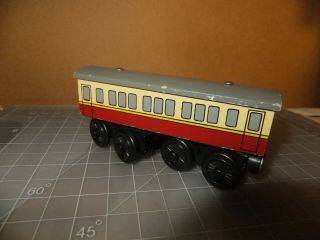 homas Wooden Railway Gordon’s Express Coach Cars 1999 Vintage Train 2