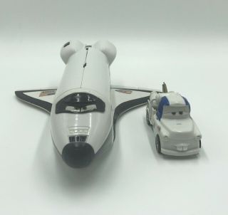 Mattel Disney Pixar Cars Take Flight Space Mission Adventure Roger & Moon Mater 2