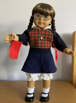 American Girl Doll – Molly Mcintire W/ Clothes & Accessories