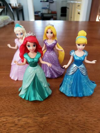 Disney Princess Magic Clip Dolls Set Of 4 Pre Owned