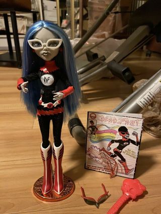 Sdcc 2011 Monster High Ghoulia Yelps Deadfast Doll - Intact - Accessories