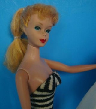 1960 Vtg Barbie Doll 850 Blonde Ponytail 4 Zebra B&w Swimsuit,  Shoes,  Negligee