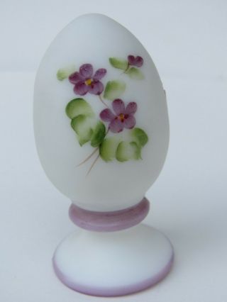 Fenton Hand Painted Violets In The Snow White Satin Egg Partial Label Janet S