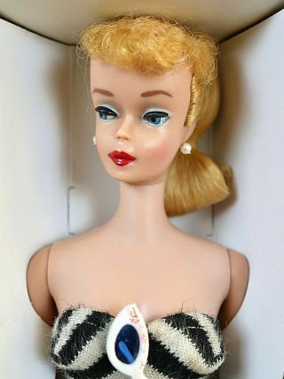 Sweet 5 Vintage Barbie Blond Ponytail Ss Accs Glasses Std Repr Box No Green Bin