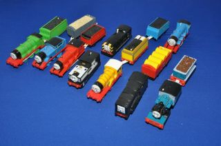 16 Piece Set Of Trackmaster Trains / Not Running / Thomas & Friends Plastic