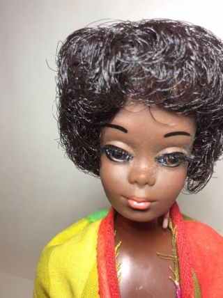 VINTAGE BARBIE HTF TALKING BLACK HAIRED CHRISTIE IN OUTFIT,  MUTE 3