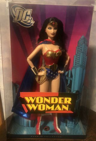 2008 Dc Wonder Woman Barbie By Mattel Pink Label Nrfb
