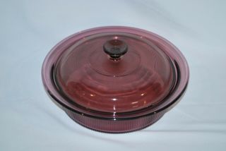 Corning Ware Vision V - 33 - B Cranberry 2.  5 Qt Round Ribbed Casserole With Lid