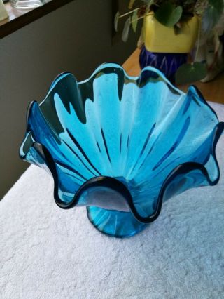 Vtg Blue Mid Century Modern L.  E.  Smith Simplicity Art Glass Handkerchief Vase