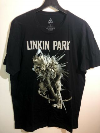 Linkin Park Carnivores Tour 2014 T - Shirt,  Size Large
