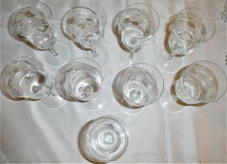 Set of 9 VINTAGE ELEGANTLY ETCHED FINE CRYSTAL 6oz WINE GLASSES 7.  5 