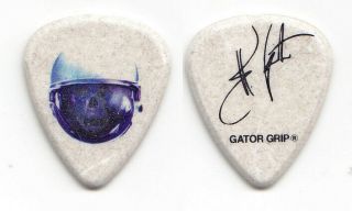 Avenged Sevenfold Synyster Gates Signature White Guitar Pick - 2017 Tour A7x