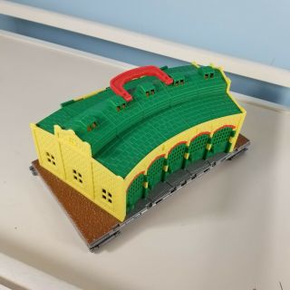 Thomas The Train Take N Play Roundhouse Shed Station Fold Our Track R9113 2006