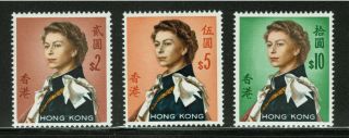 Hong Kong 1962 Queen Elizabeth Ii Short Set Of 3 Chalky Paper Cat.  €68 2197