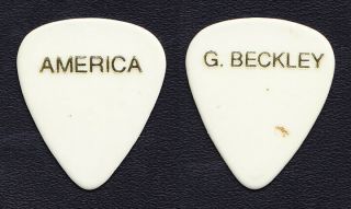 Vintage America Gerry Beckley Signature White Guitar Pick - 1990s Tours