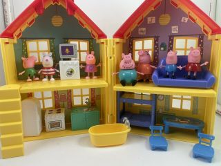 Peppa Pig Fold - N - Carry Play House With Figures And Furniture