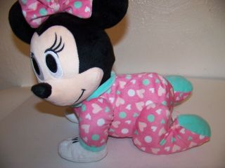 Crawling And Talking Minnie Mouse Toy 2