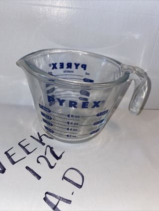 Pyrex Handle 1 - Cup Blue Lettering Glass Measuring Cup