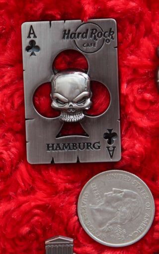 Hard Rock Cafe Pin HAMBURG 3D SKULL Poker Playing Card club hat lapel logo 2