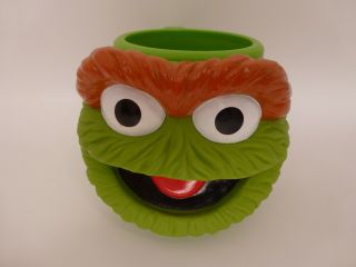 Vintage 1994 Molded Sesame Street Oscar The Grouch Plastic Cup Mug By Applause