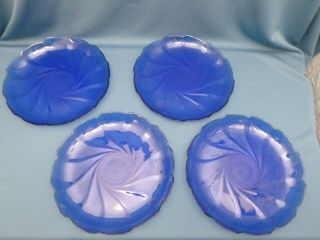 4 Arcoroc France Cobalt Blue Textured Swirl Glass Dinner Plates - 9 1\4 " Scallop