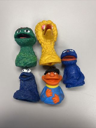 5 Vintage 1973 Sesame Street Finger Puppets Oscar Ernie Big Bird Grover Cookie