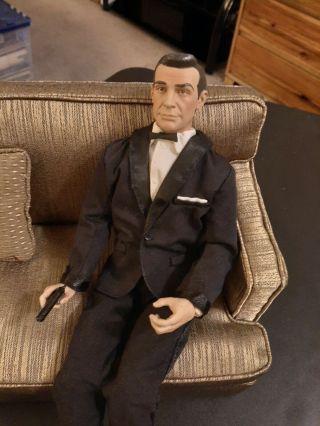 VINTAGE JAMES BOND DOLL 007 SEAN CONNERY WITH BOND GIRL ON CUSTOM MADE COUCH 3