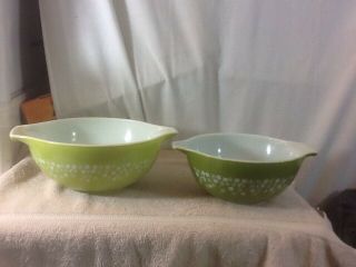Set Of 2 Vintage Collectible Pyrex Corning Green W/white Flowers Baking Bowls