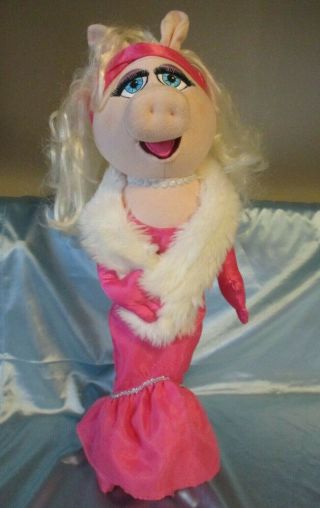 Disney Store Miss Piggy Muppets Movie Plush Doll Stuffed Toy Pink Dress 20 " Diva