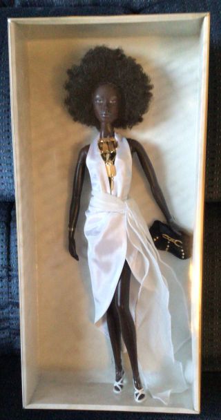 Barbie NICHELLE Urban Hipster Model of the Moment AA Gold Label 2004 MIB NRFB 2