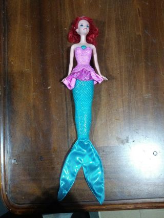 Mattel Disney Ariel Singing Doll 2012 Transforms Dress To Fins Little Mermaid