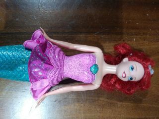 Mattel Disney Ariel Singing Doll 2012 transforms dress to fins little mermaid 2