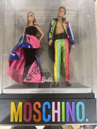 2016 Moschino Barbie And Ken Dolls Gift Set Drw81 (8)