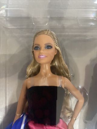 2016 Moschino Barbie And Ken Dolls Gift Set DRW81 (8) 2